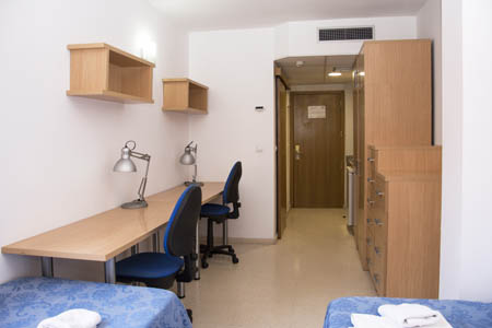 Habitaciones dobles para estudiantes en Alicante